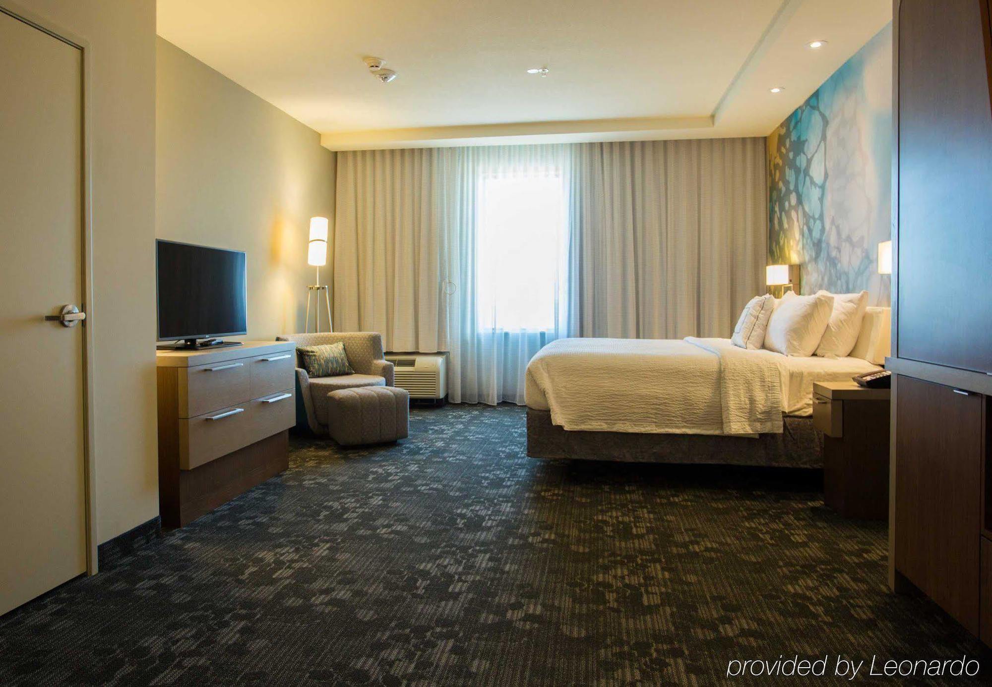 Courtyard By Marriott Lubbock Downtown/University Area Exterior photo